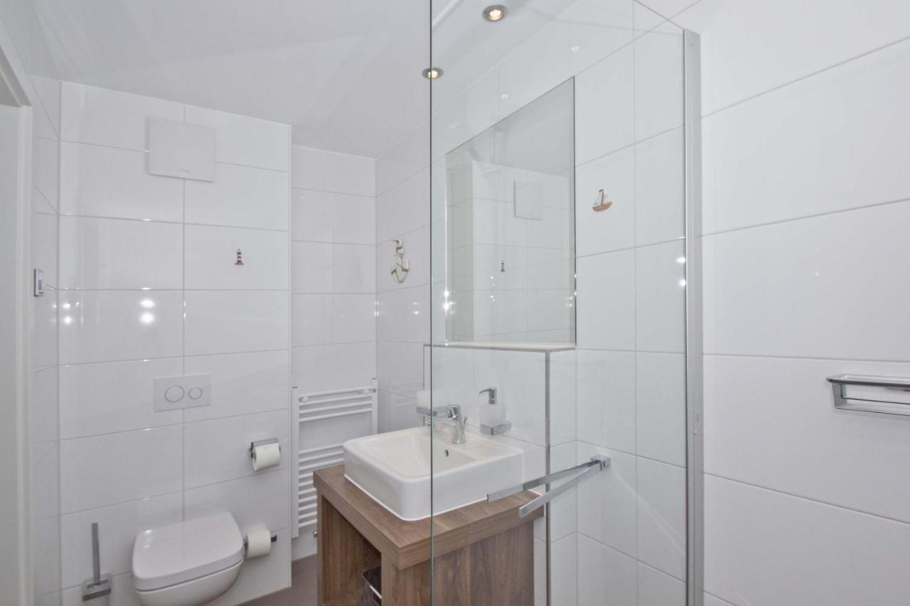 Meeresblick Fewo 68: Sellin Seafront with Ahoi Spa Access Goehren  Exterior photo